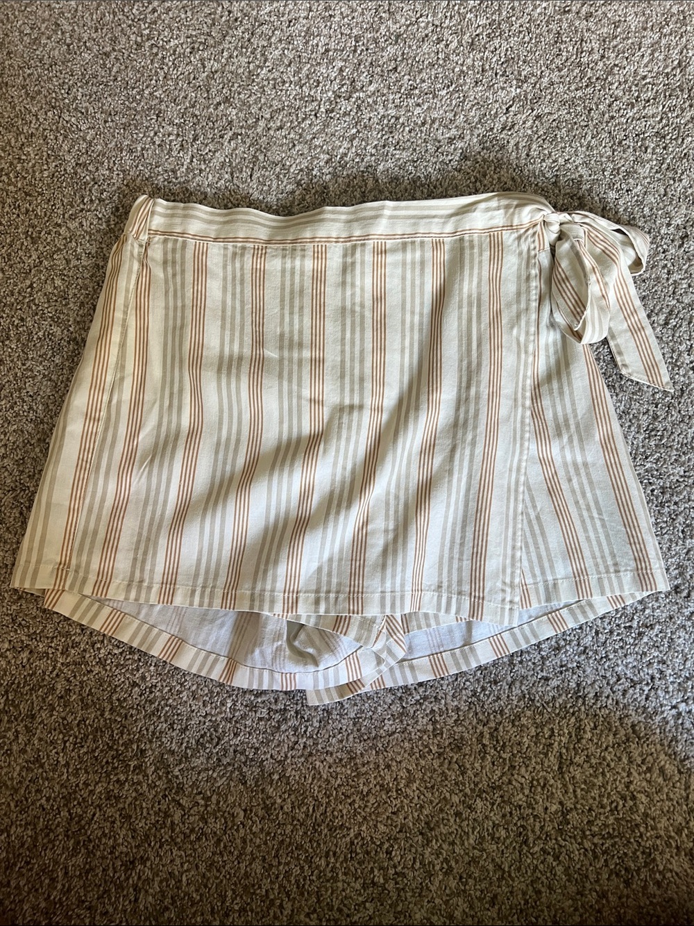 Market & Spruce Cream and Tan Striped Wrap Skort